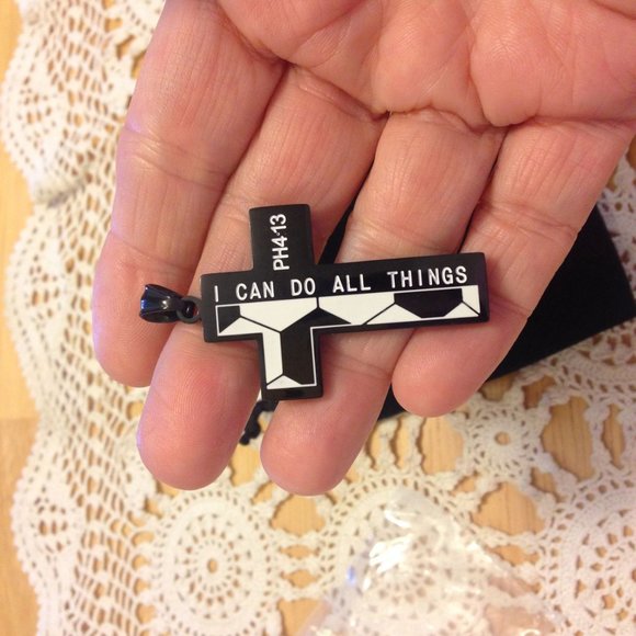 Christian Cross Pendant with bible verse - Picture 3 of 5